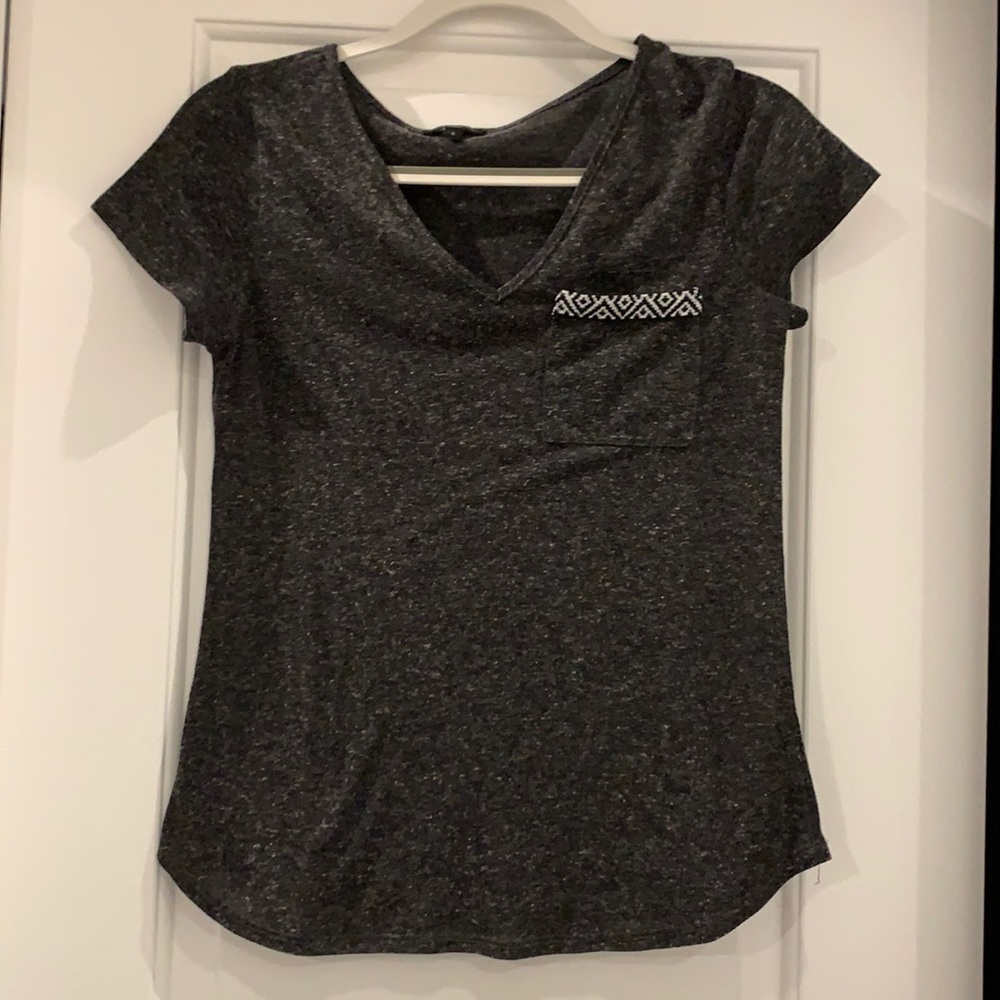 Dark heather gray pocket tee